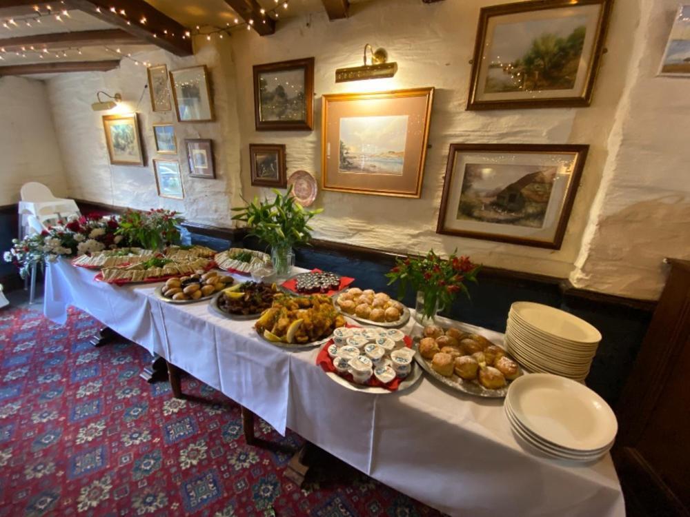 Готель The Copley Arms Лоо Екстер'єр фото