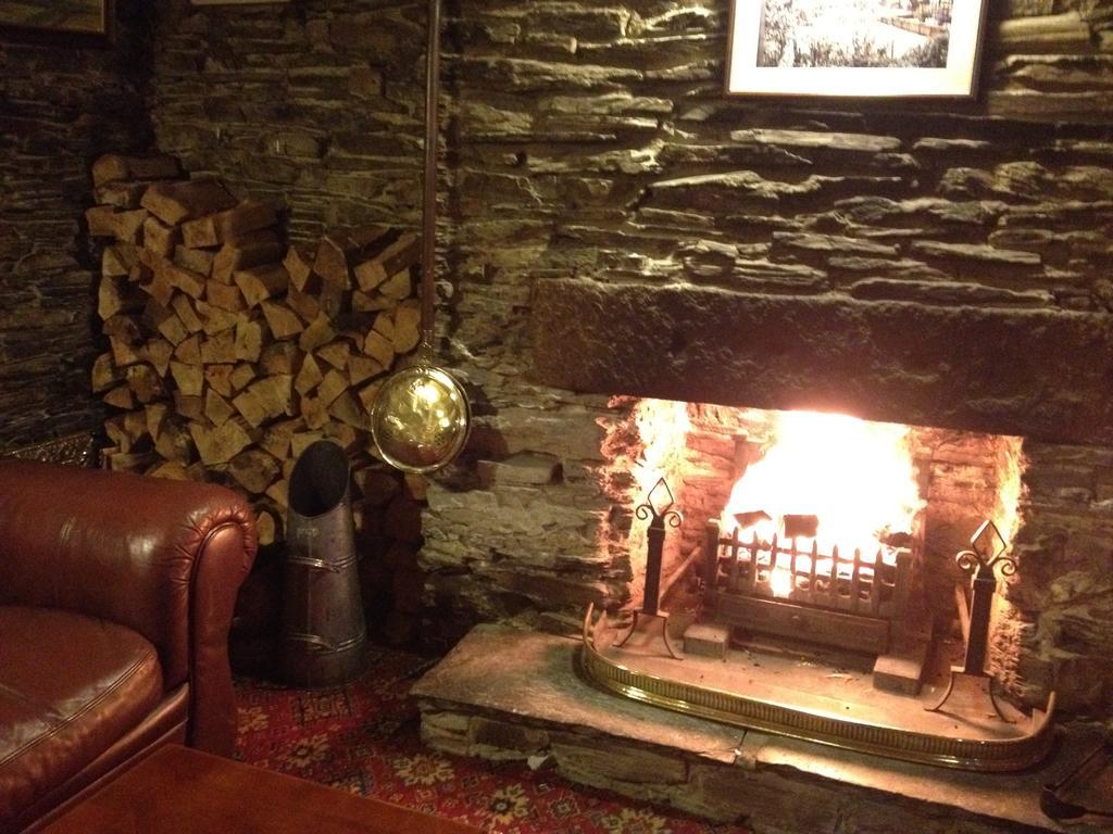 Готель The Copley Arms Лоо Екстер'єр фото