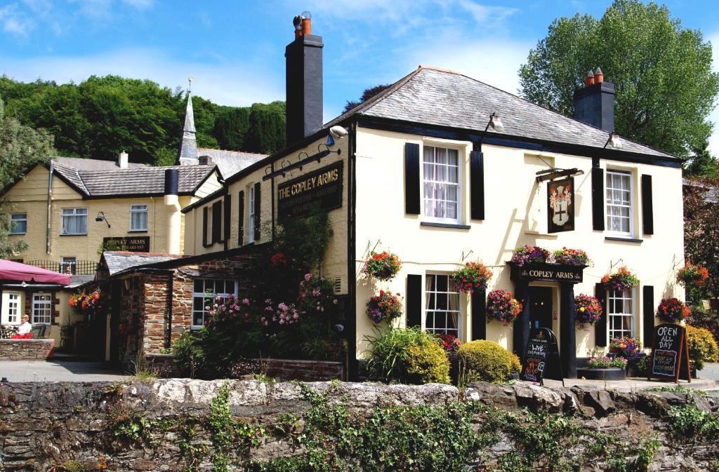 Готель The Copley Arms Лоо Екстер'єр фото